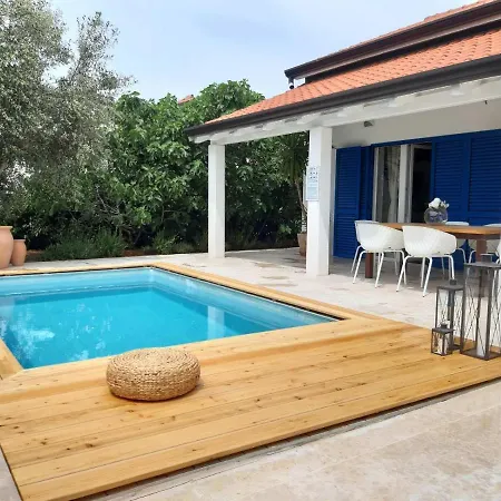 Casa Bianca 6 Vilanija