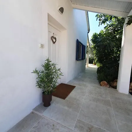 Casa Bianca 6 * Vilanija