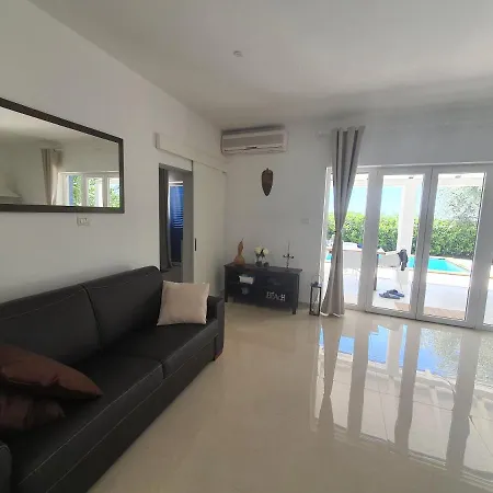 Casa Bianca 6 Villa *