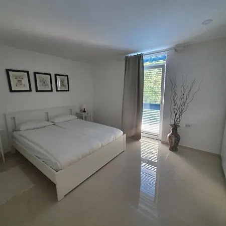 Casa Bianca 6 Villa