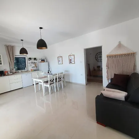 Casa Bianca 6 Vilanija